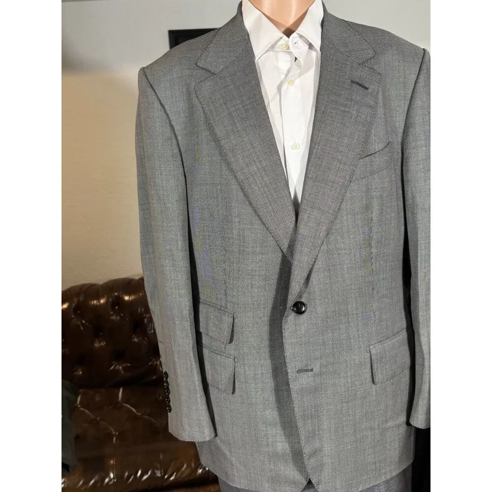 Tom Ford Nailhead Gray Suit 54 44R Shelton 36x31 Trousers Notch Lapel